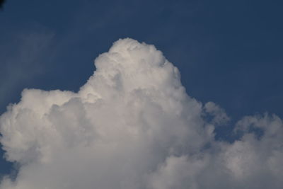 Low angle view of clouds in sky