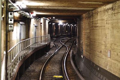 Railroad tracks in tunnel