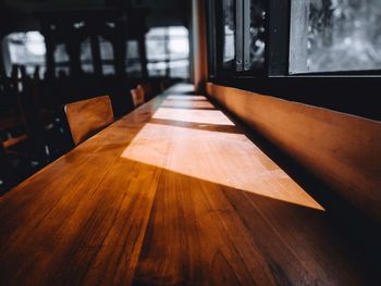 Shimmering light wood table