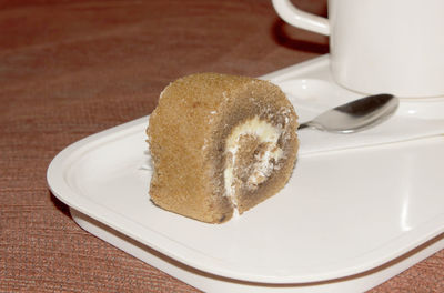 Close-up of cake in plate on table