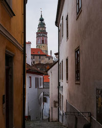 Buildings in a narrow alley in cesky krumlov 