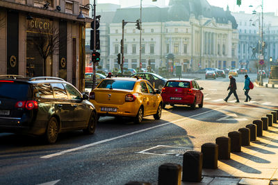 Traffic on road in city