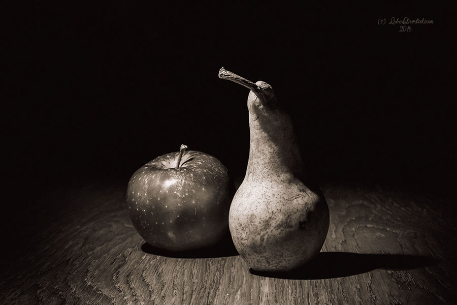 studio shot, food, healthy eating, food and drink, black background, no people, close-up, freshness