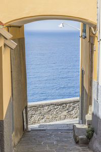 Arch with sea view in corniglia in the cinque terre