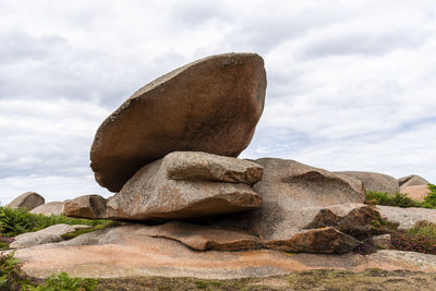 Rock formations in pink granite coast around perros-guirec in brittany, france