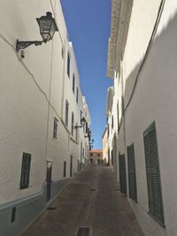 Narrow alley in city