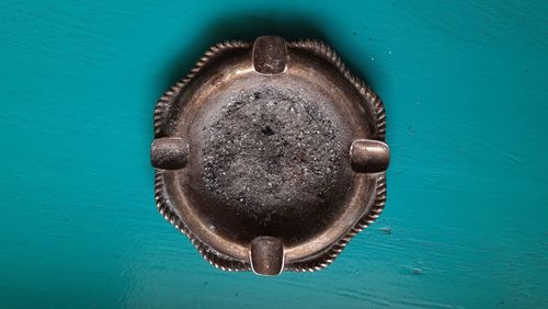 Close-up of rusty door knocker