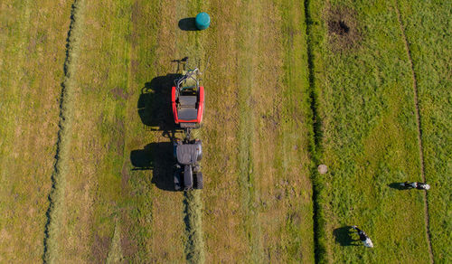 Black tractor