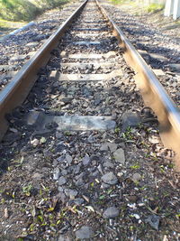 Surface level of railroad tracks
