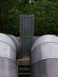 Metallic structure in field