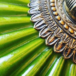 Full frame shot of green leaf
