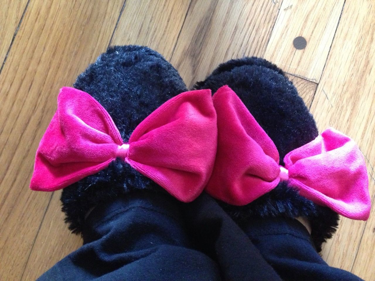 Bow slippers❤