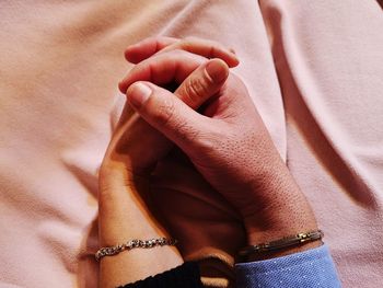 Two lovers hand in hand