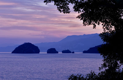 Los arcos near puerto vallarta with the sierra madra mountains in the background.