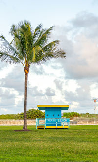 Lifeguard hut on a grass lawn in miami beach on souh beach
