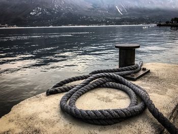 Close-up of rope against sea