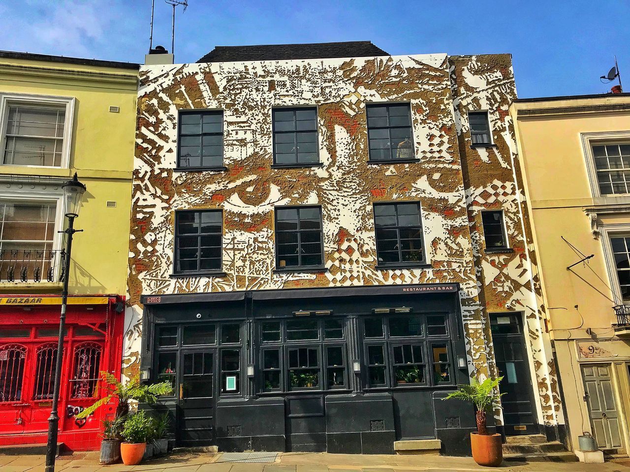 LOW ANGLE VIEW OF OLD BUILDING