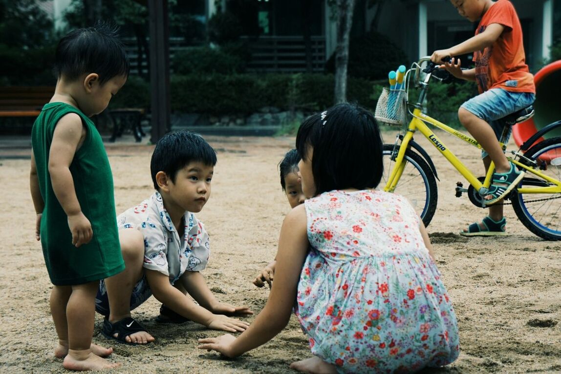 childhood, togetherness, girls, elementary age, lifestyles, boys, bonding, leisure activity, love, casual clothing, family, cute, innocence, sister, sibling, playing, brother, person