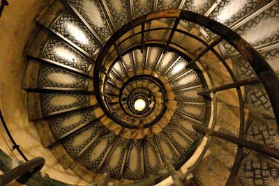 Spiral staircase