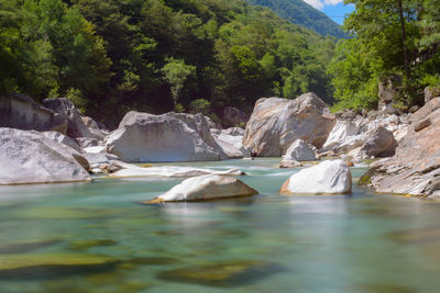 Scenic view of rocks in sea