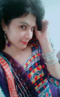 Portrait of a smiling young woman