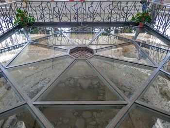 Low angle view of ceiling