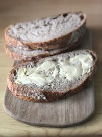 Close-up of bread on cutting board