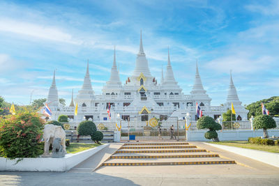 View of temple building against sky