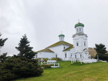 View of cathedral and buildings against sky