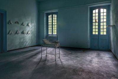 Pediatric room of an abandoned manichomy 