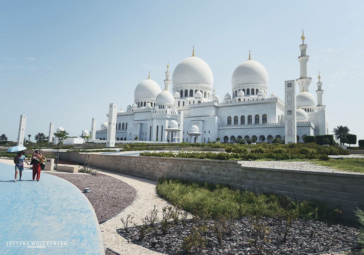 dome, architecture, built structure, building exterior, place of worship, religion, clear sky, church, islam, mosque, spirituality, arch, travel destinations, travel, incidental people, famous place, tourism