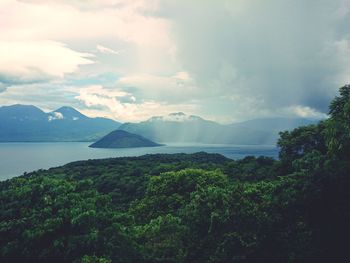 Rain at the konga island