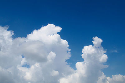Low angle view of clouds in sky