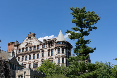 Building on the campus of princeton university