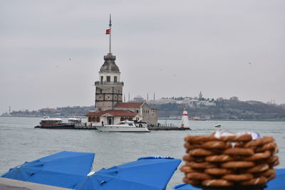 Bagel and girl tower