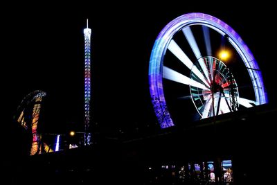 Ferris wheel at night