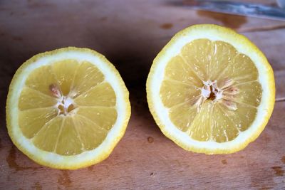 Close-up of lemon slices on table