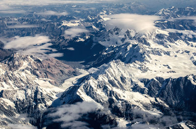 Southern alps, tasman glacier is the largest glacier in new zealand