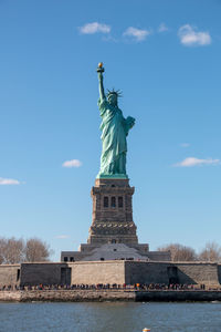 Statue of liberty against sky