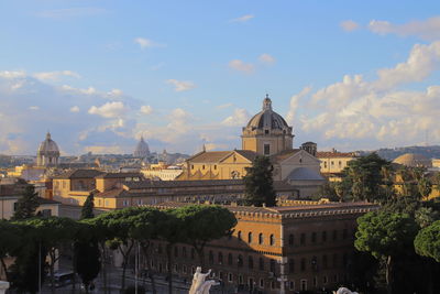 Panoramic view of buildings in roma against sky