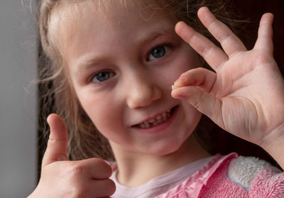 Portrait of cute girl smiling