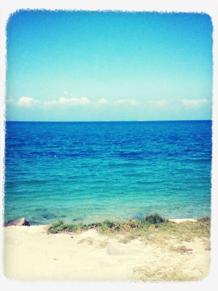 transfer print, sea, horizon over water, water, auto post production filter, blue, tranquil scene, scenics, beach, beauty in nature, tranquility, sky, nature, shore, idyllic, seascape, coastline, sand, day, wave