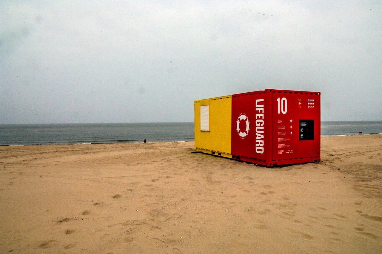 VIEW OF LIFEGUARD HUT ON BEACH