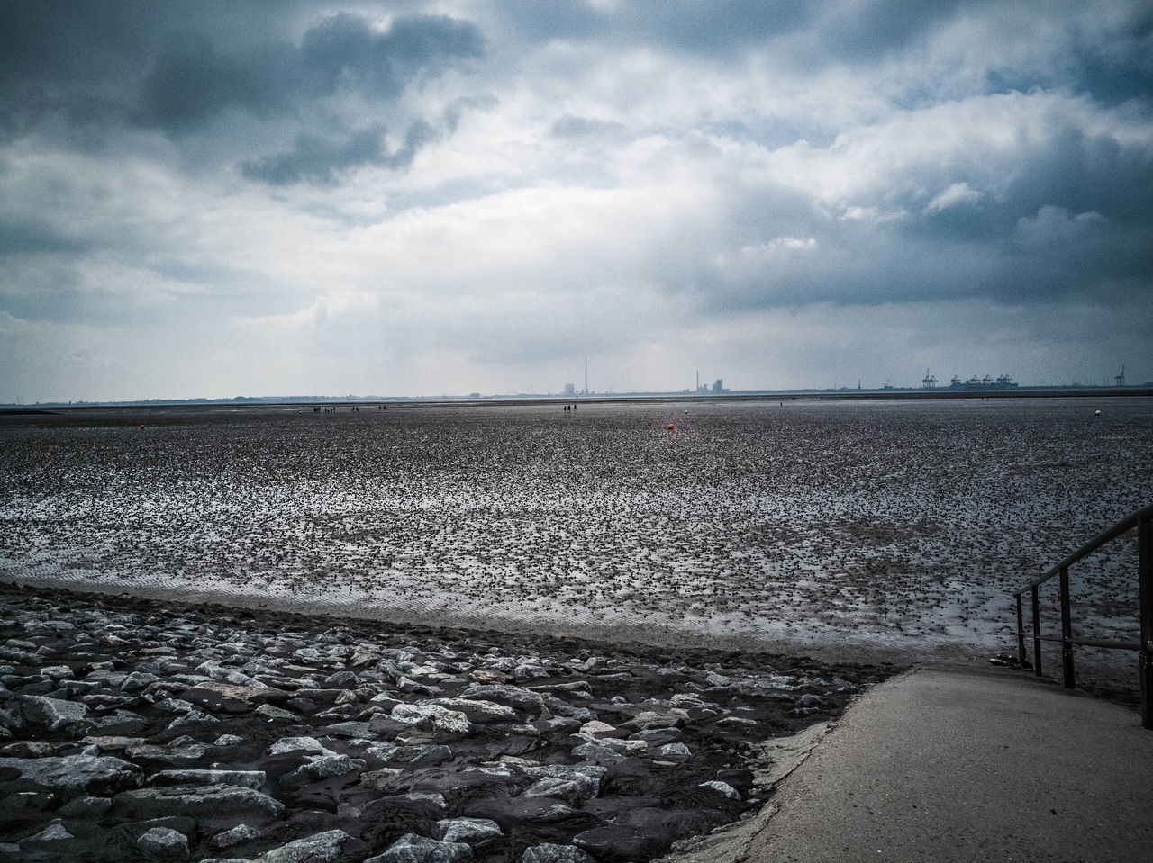 SCENIC VIEW OF BEACH