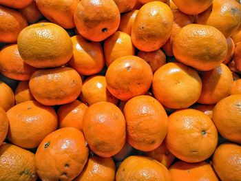 Full frame shot of oranges