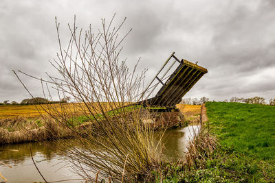 Raised bridge on the union canal just outside of oxford