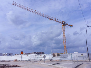 crane - construction machinery