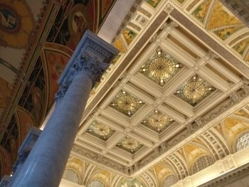 Low angle view of ceiling