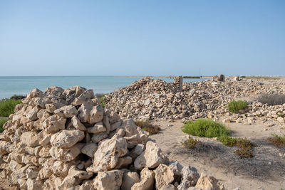 An abandoned fishing village located in al jumail, ruwais north of doha, qatar.