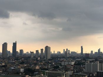 Cityscape against sky 